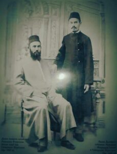 بۈيۈك تاتار ئالىمى رىزائۇددىن فەخرىدىن بىلەن بىللە